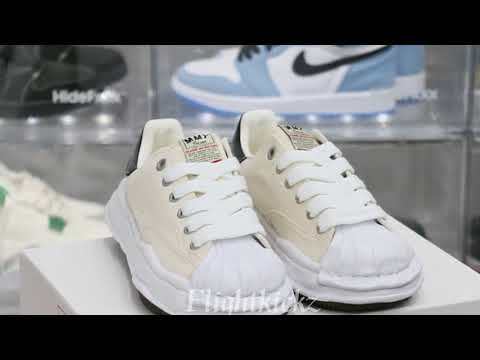 MaisOn Margiel@ Yasuhir0 OG Sole Shellcap Canvas Low-top Sneakers