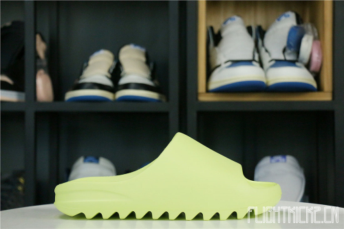 Yeezy Slides Glow Green 2021（A1 Batch）