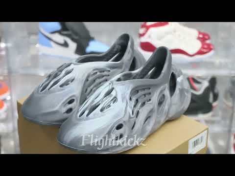 Adidas YEEZY FOAM RUNNER  Mx Granite  灰色